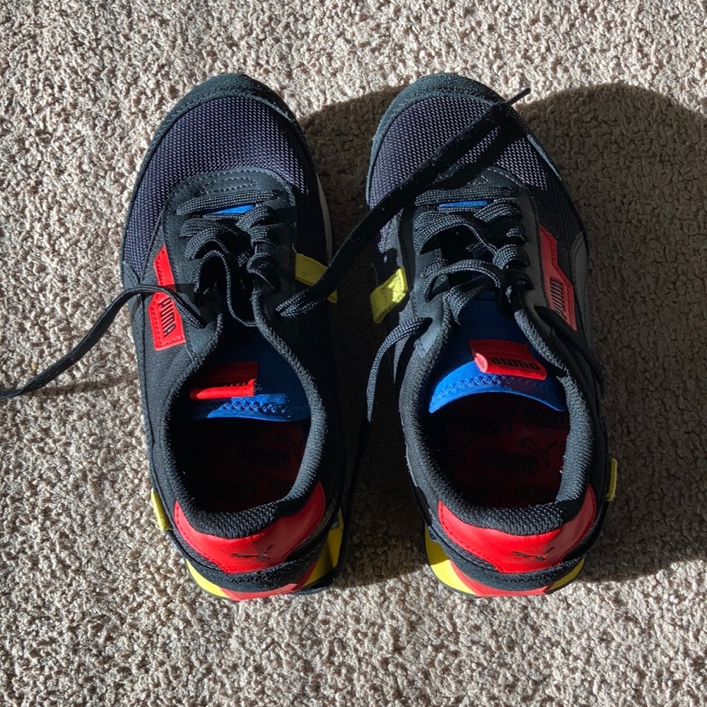 Kids Puma sneakers